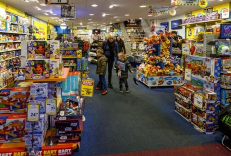 Poussette, si&egrave;ge auto ou jouets d'occasion, comment v&eacute;rifier leur bon &eacute;tat avant l'achat ?